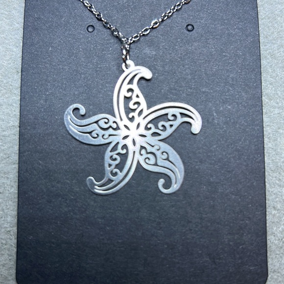 Sea star pendant - Picture 3 of 3